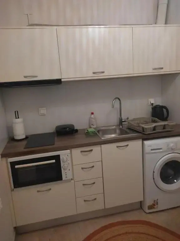 DORAS APARTMENTS STUDIO 1
