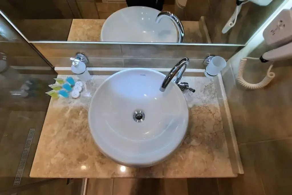 Leo Group Luxury Apartment 18-30 Alliance Palace