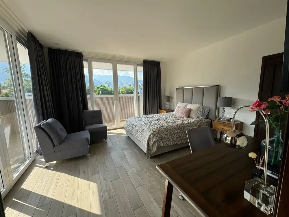Luxury 3BR Penthouse City Mall SPS