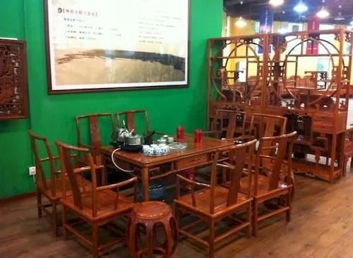 Fenghuang Zhihui Apartment Hotel (Phoenix Regimen Hotel)