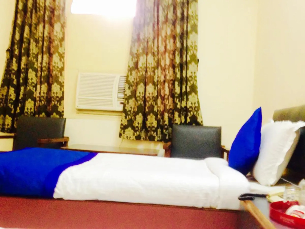 FabHotel Ranjit Residency - Secunderabad Station Exit, Secunderabad Railway Station