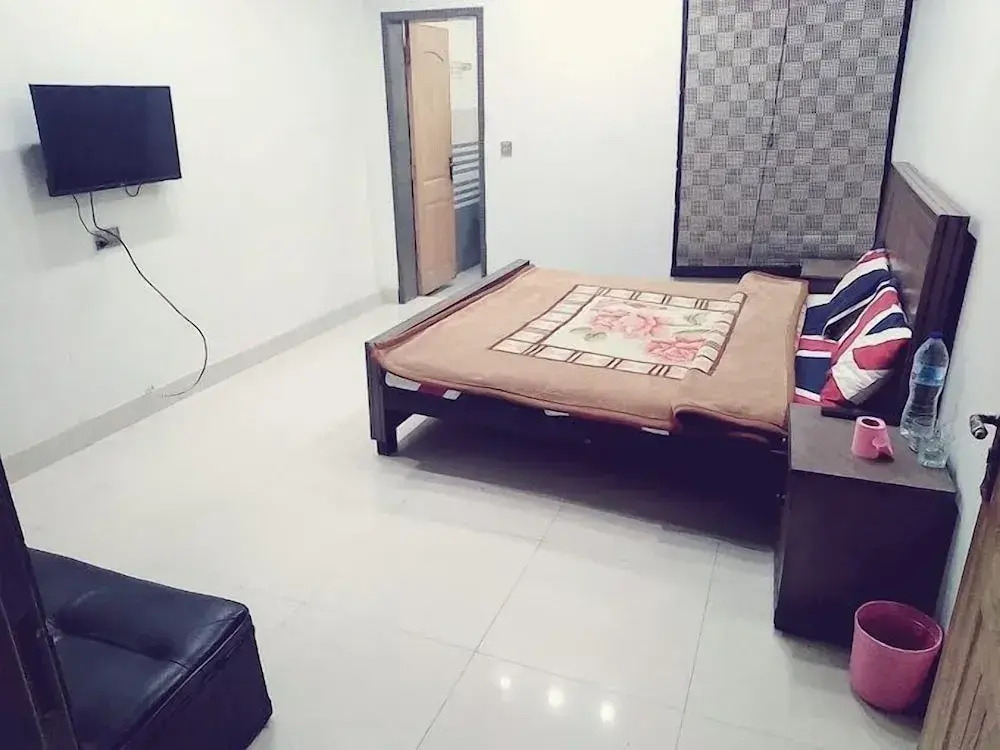 Diamond Hotel