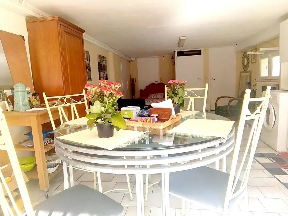 Studio in Bergerac, With Pool Access, Enclosed Garden and Wifi - 800 m