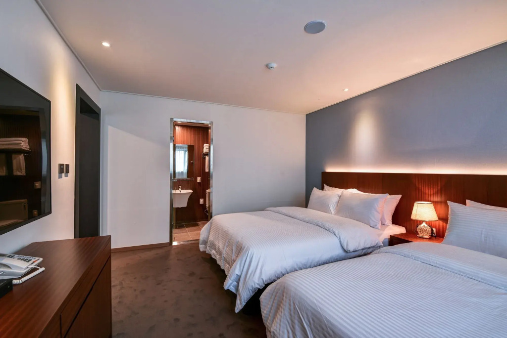Sea Moon Tourist Hotel