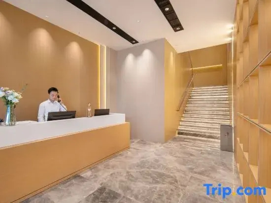 SOVIS Meipu Hotel (Qianhai Mawan Subway Station)