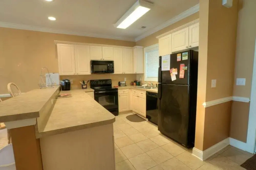 Magnolia Pointe 203 4821 2 Br condo by RedAwning