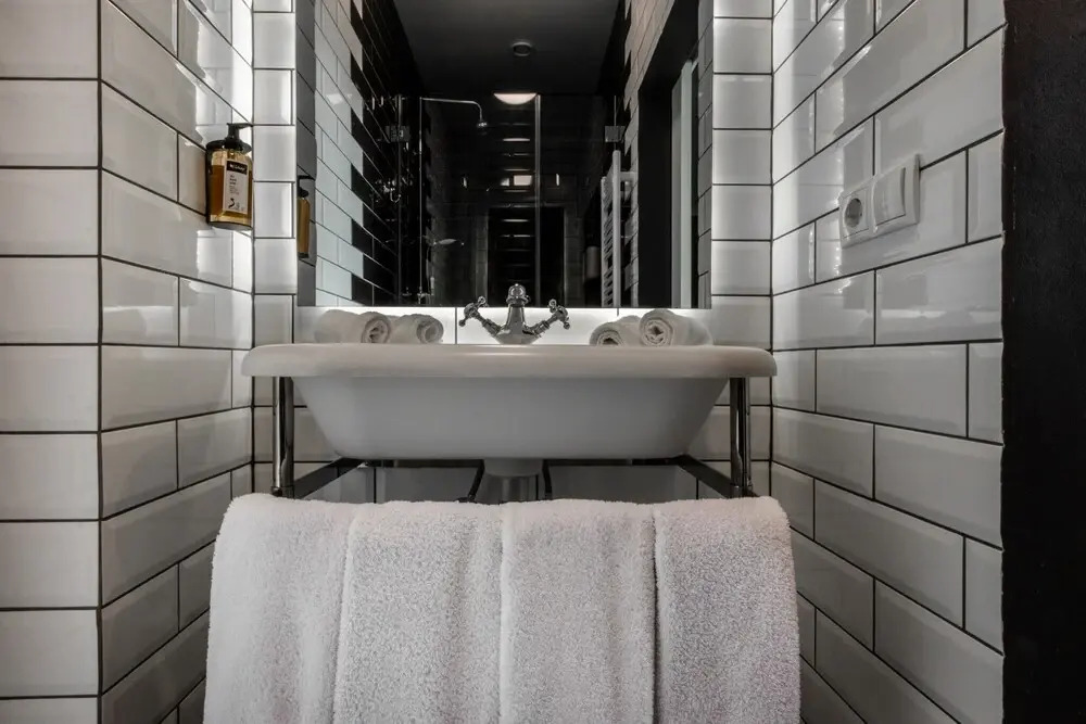 41 - A Townhouse Hotel