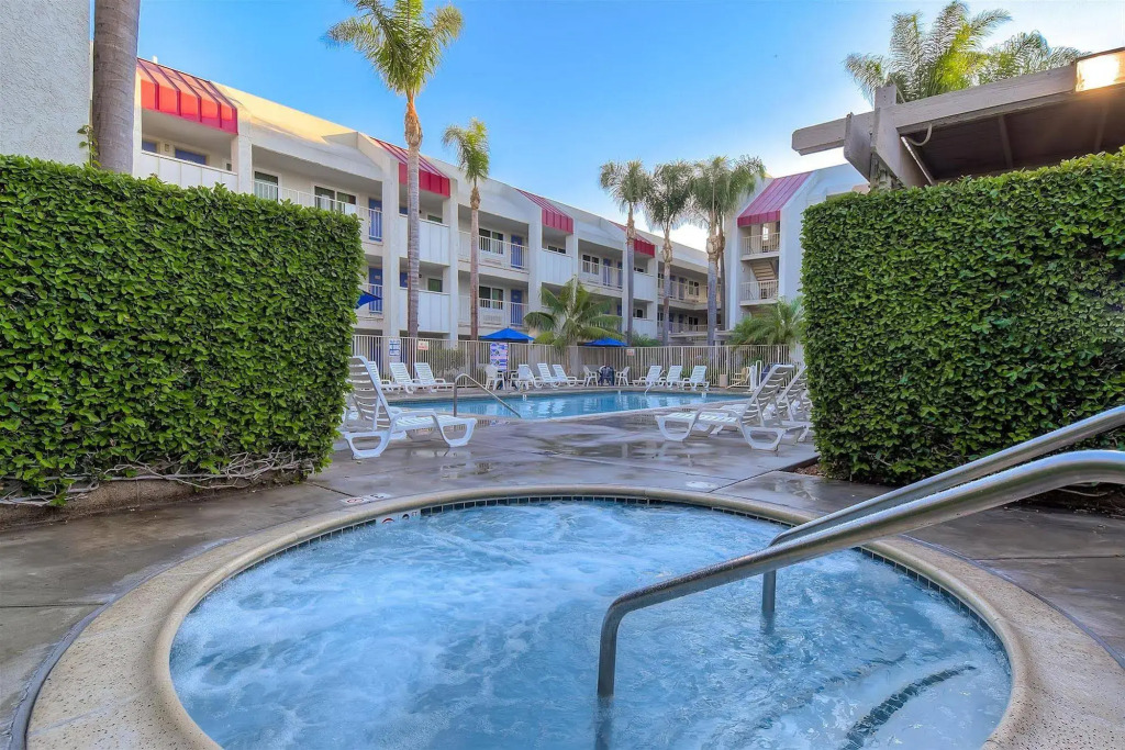 Motel 6-Anaheim, CA - Maingate