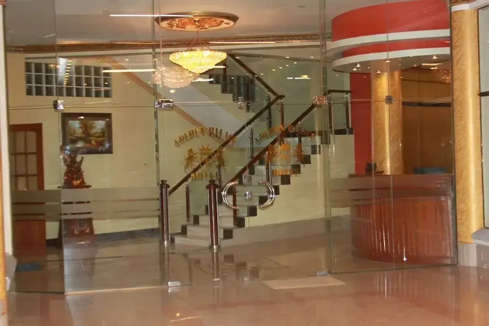 Golden Palace