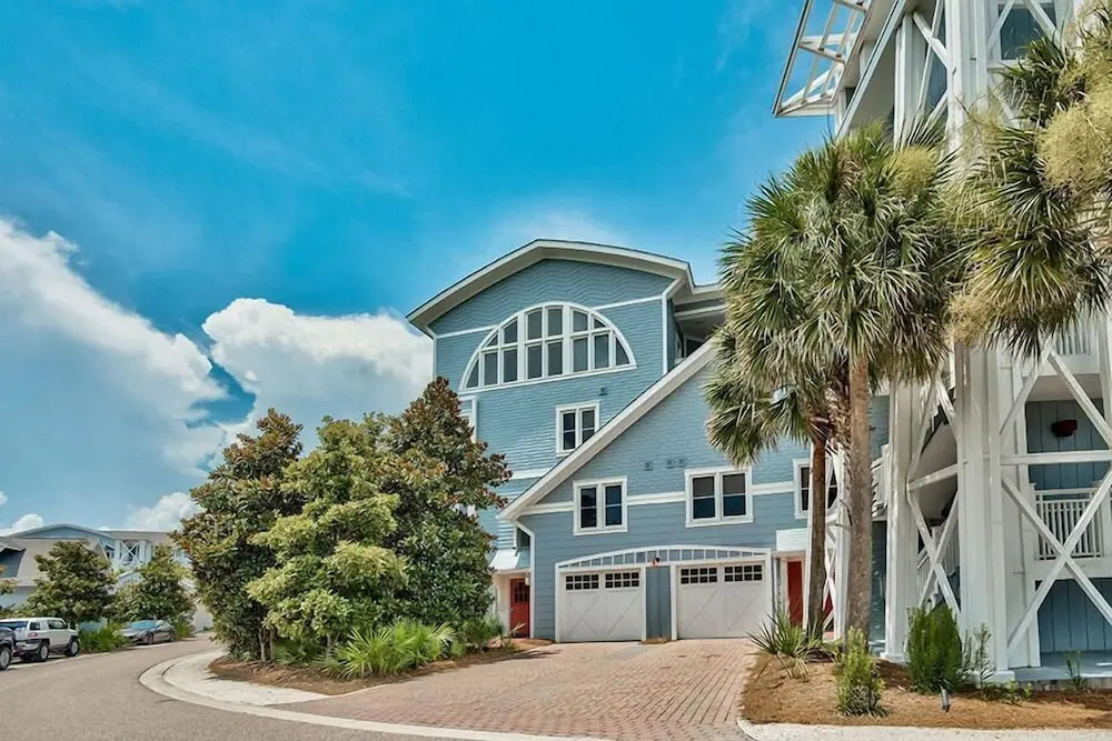 At the Waters Edge 4 Bd Holiday Home by Five Star Properties