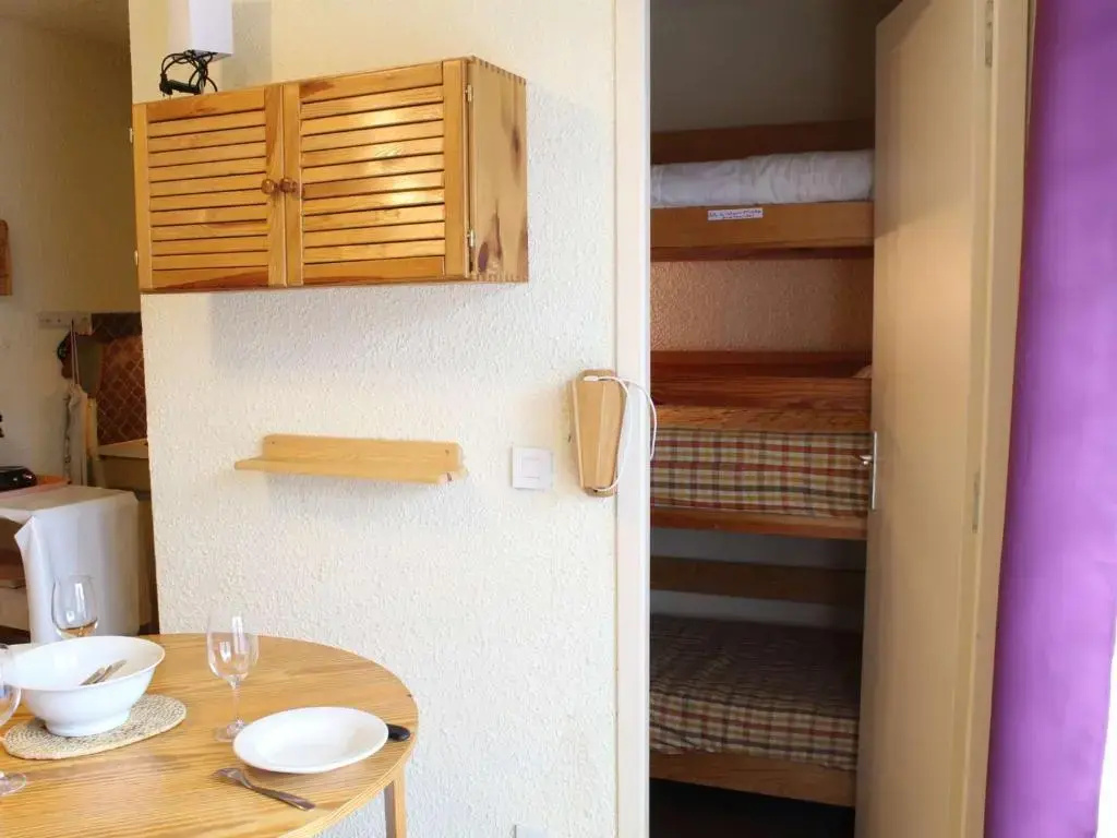 Appartement Risoul, 1 pièce, 4 personnes - FR-1-330-518