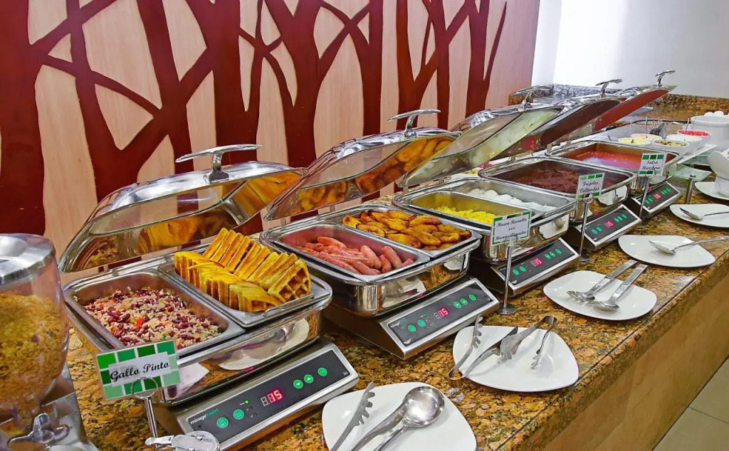 Holiday Inn Guatemala by IHG