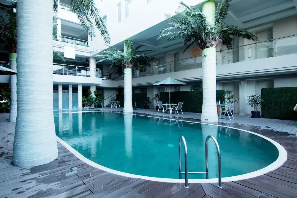 ZEN Rooms Basic Sunset Road Boutique Hotel