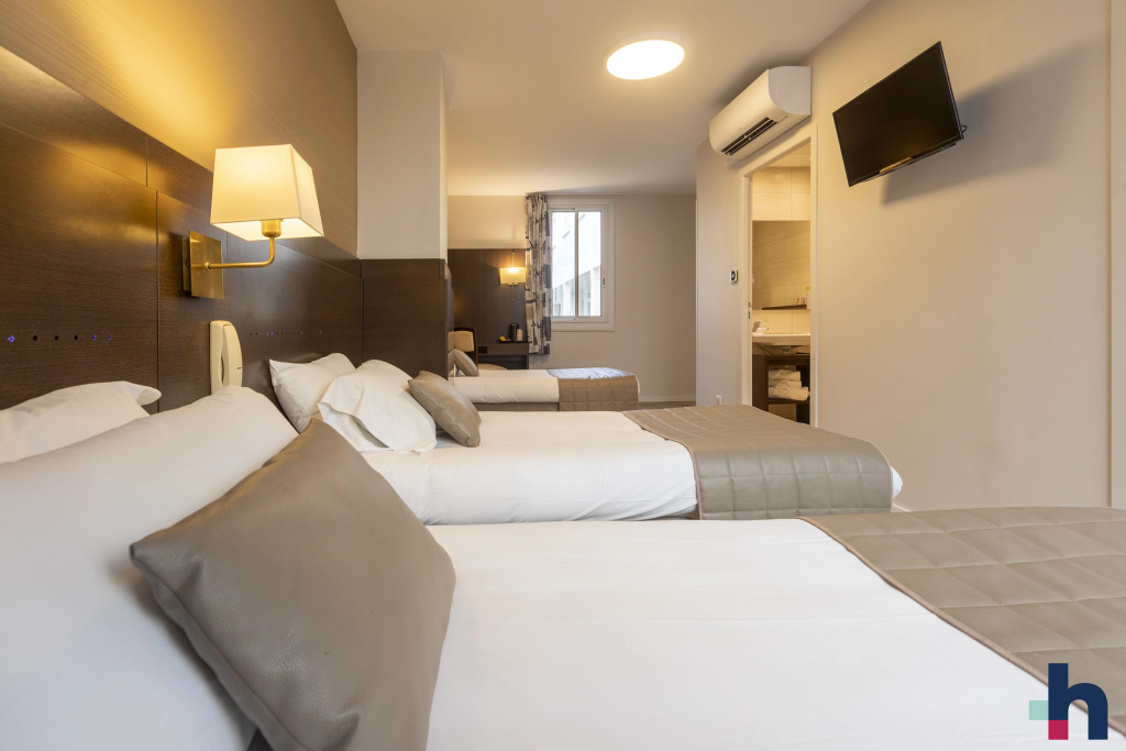 Hôtel Croix des Bretons - Lourdes Pyrénées