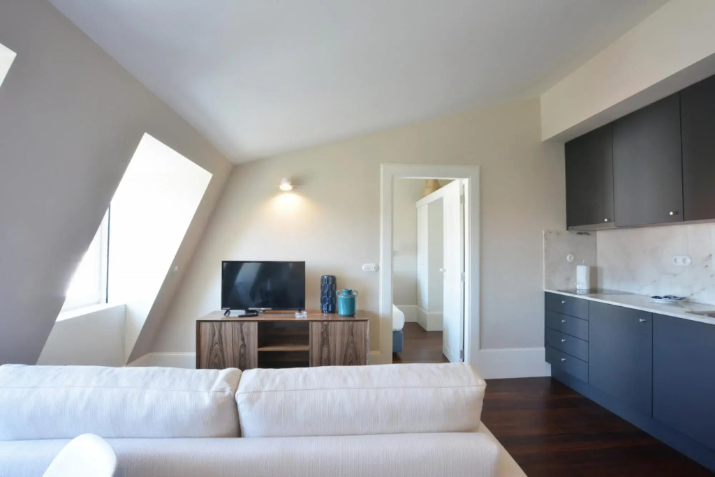 Market 4A in Oporto With 2 Bedrooms and 2 Bathrooms