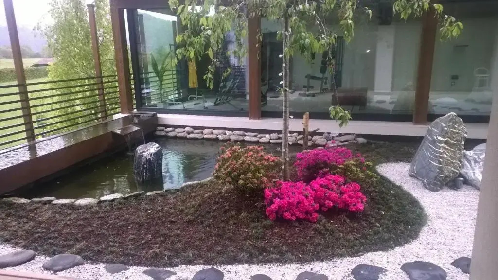 Petit Relais Chateau nel verde