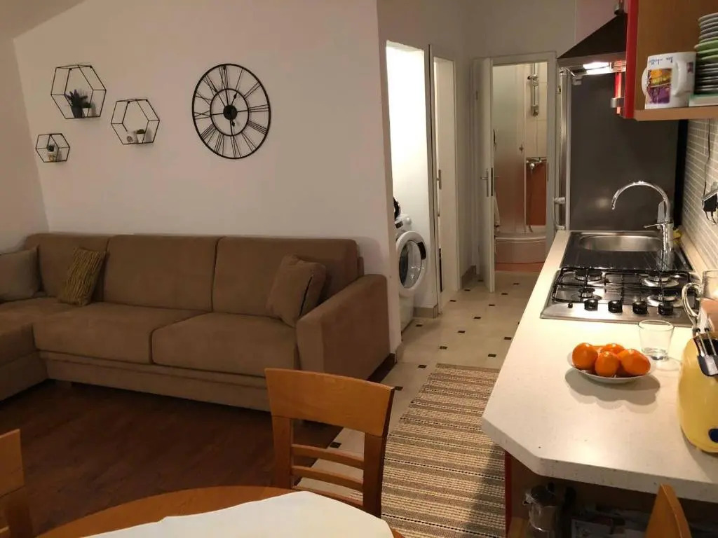 BellaVista Jelsa 2+2