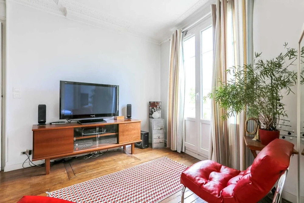 Spacious & Bright Apartment for 2 in Faidherbe/nation