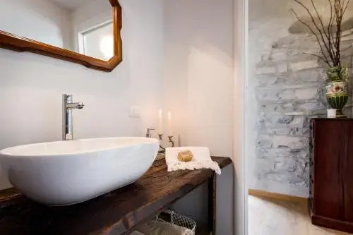 Le Casette Apartments - byMyHomeinComo