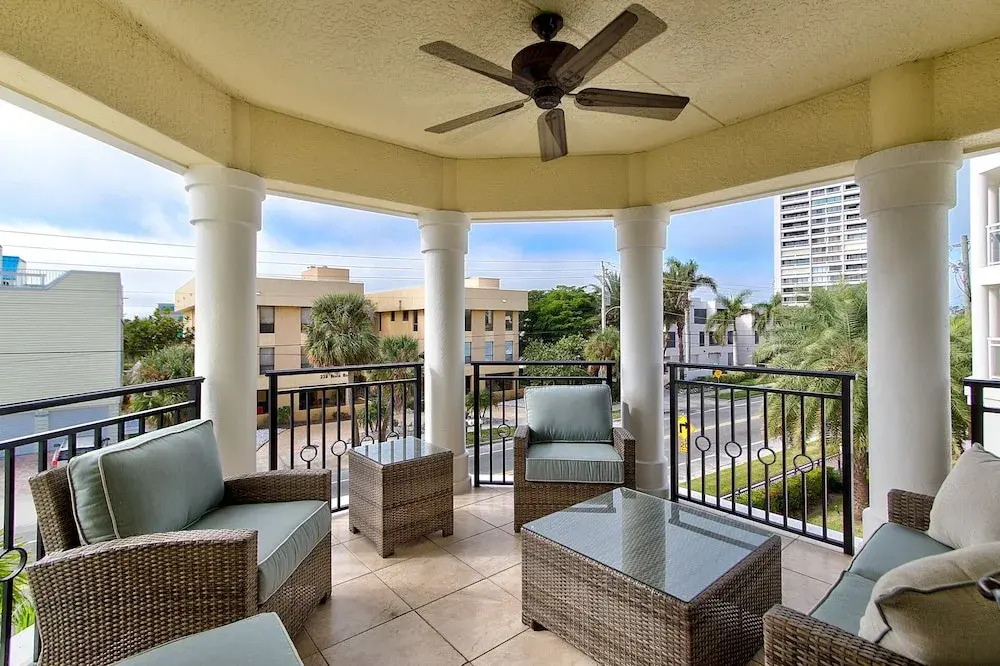 Oasis Beach Villa Unit S-1 2 Bedrooms 2 Bathrooms Apts