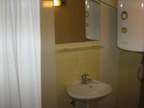 Mitkos Guest House
