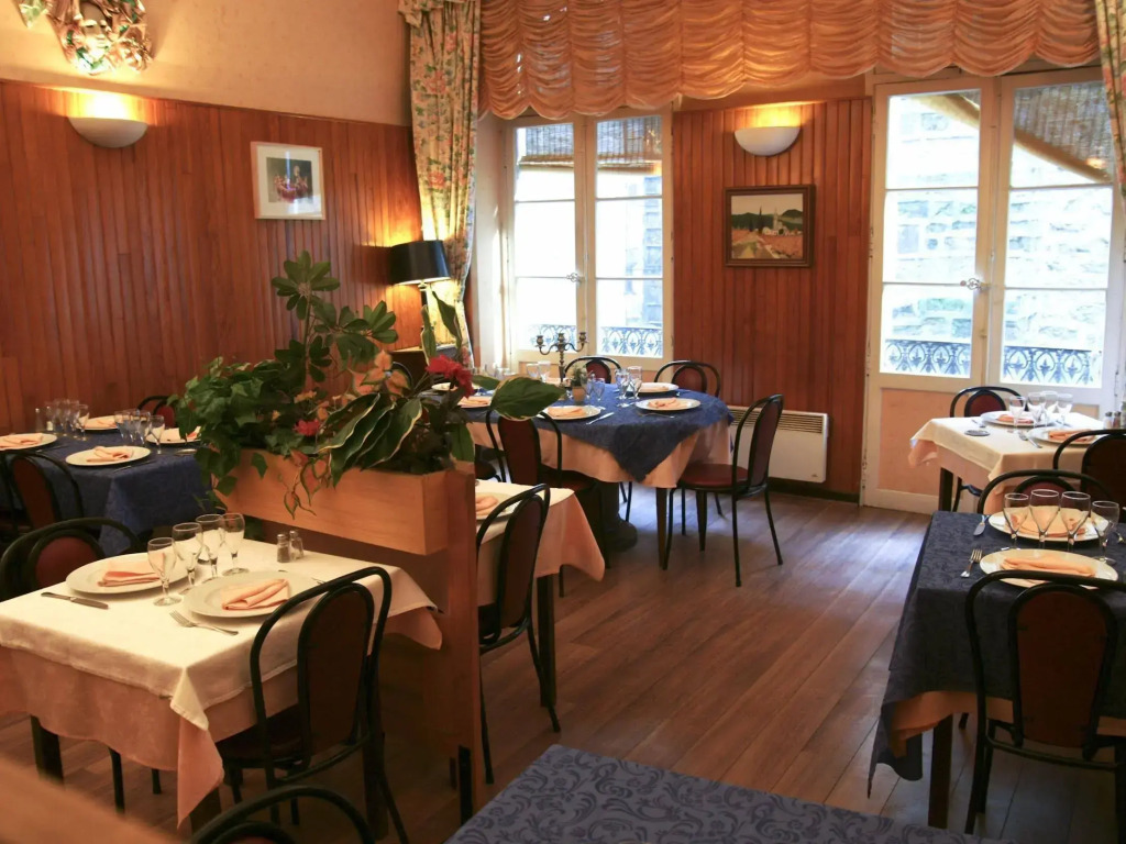 Hotel Les Arcades
