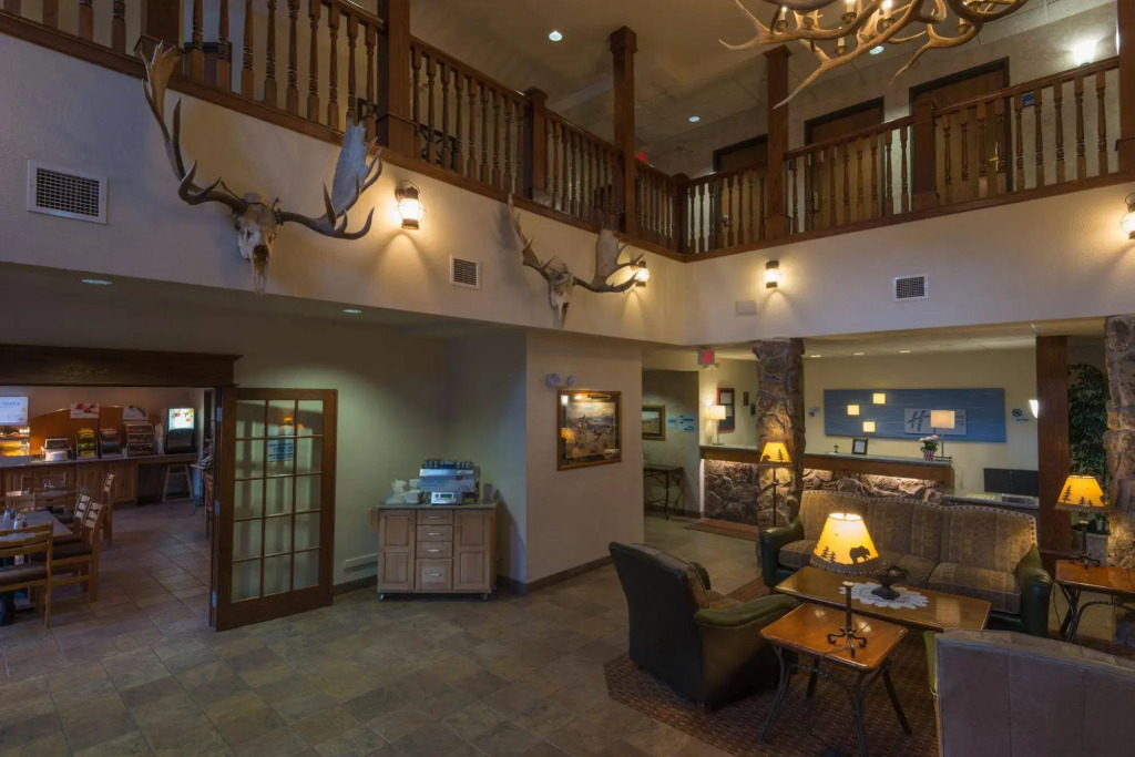 Comfort Inn & Suites Mt Rushmore