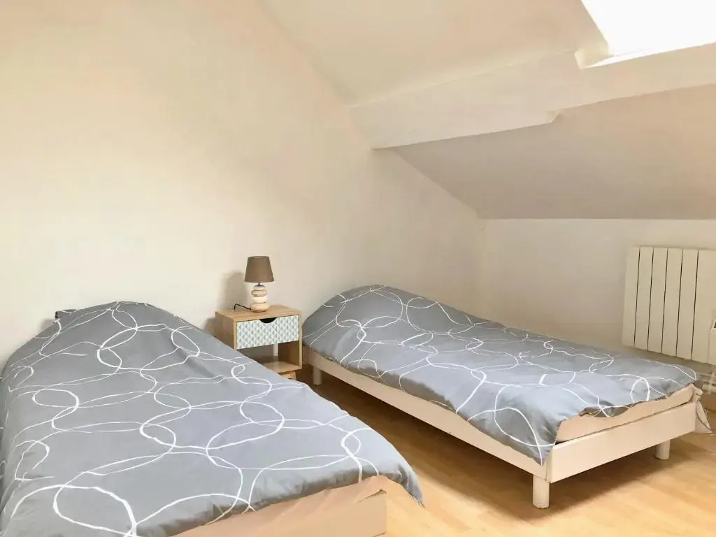Duplex 2 chambres 4 personnes - Bourg de Saclay