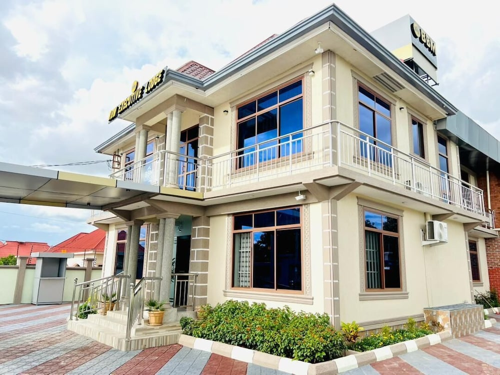 BBM Executive Lodge
