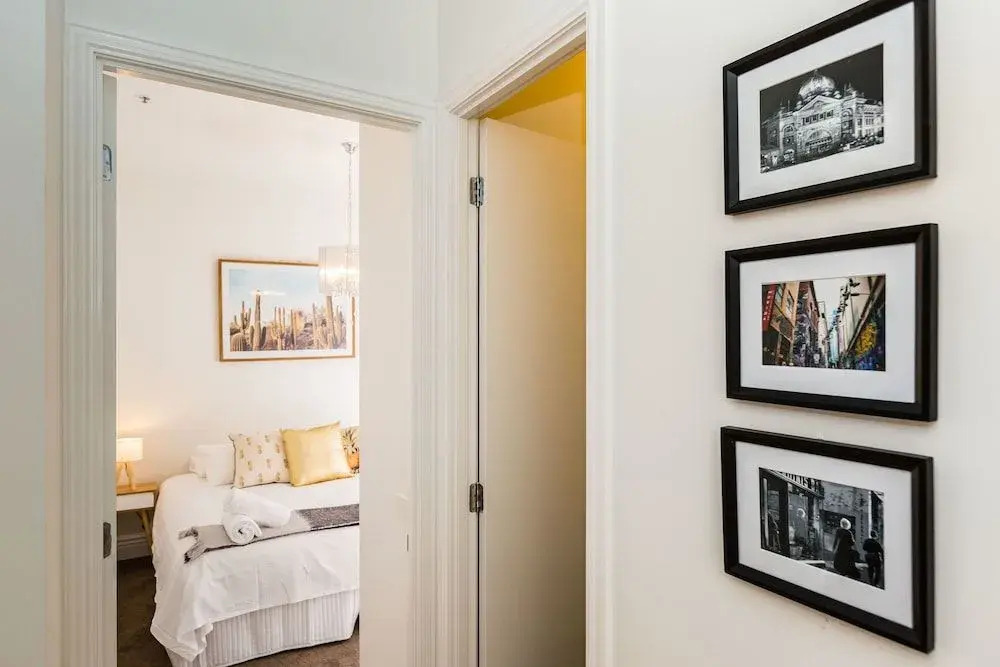 AERIN, 2BDR Melbourne Apartment