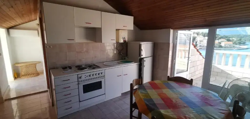 Big House for 14 people in centre of Lumbarda