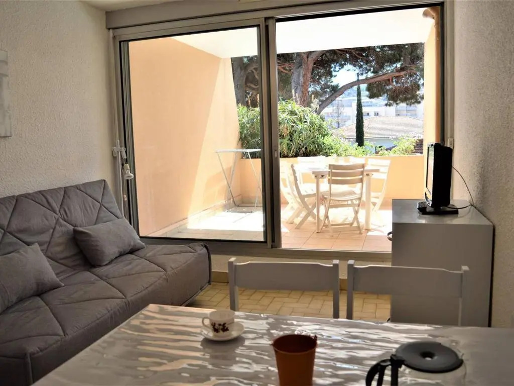 Appartement Cavalaire-sur-Mer, 1 pièce, 4 personnes - FR-1-226B-329