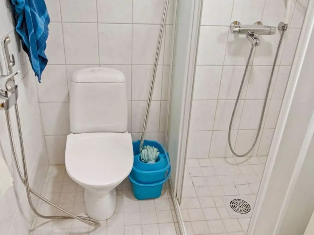 YLLäSRöHKö D 8