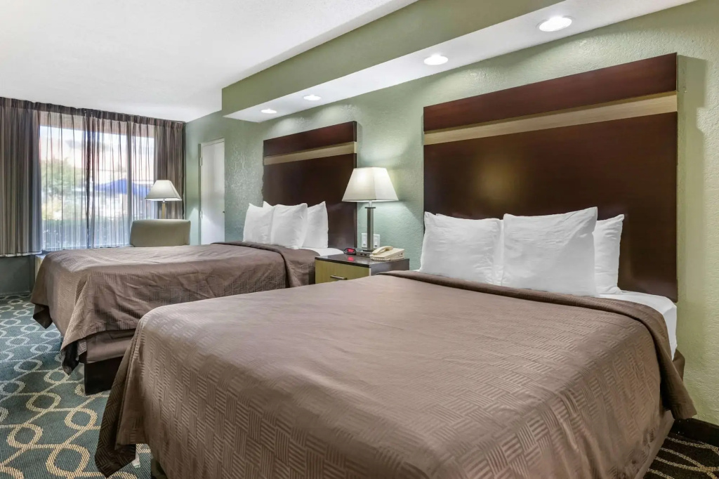 Clarion Inn Orlando International Drive - ICON Park