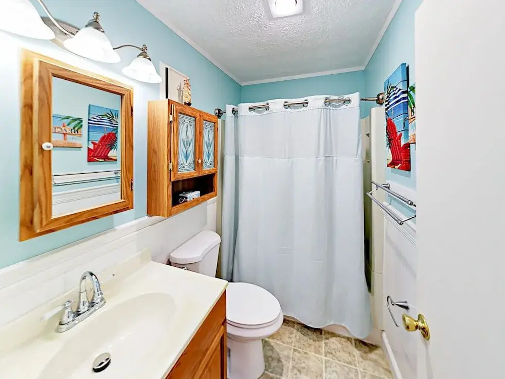 Mariners Cov #235 Building D 2 Bedrooms 2 Bathrooms Condo