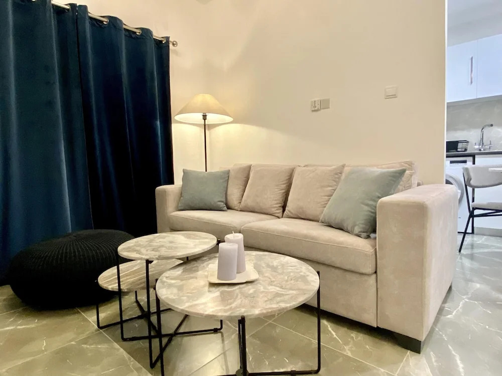 White Arches Sea View Apt No 2