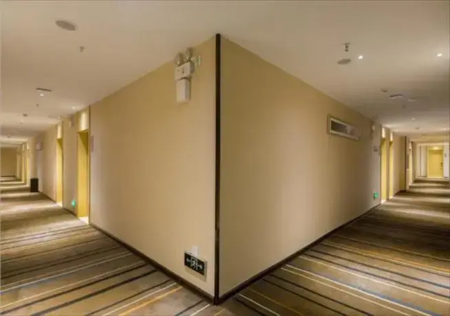 City Comfort Inn Liuzhou Railway Station West Square