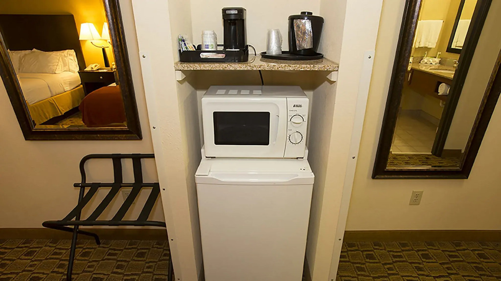 Holiday Inn Express Boonville by IHG