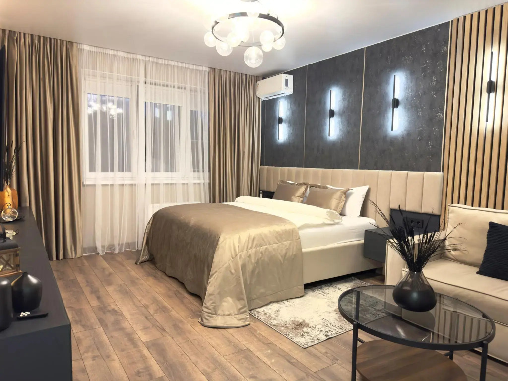 Апартаменты Dream House Luxe (Дом мечты люкс) на улице Уральская 20