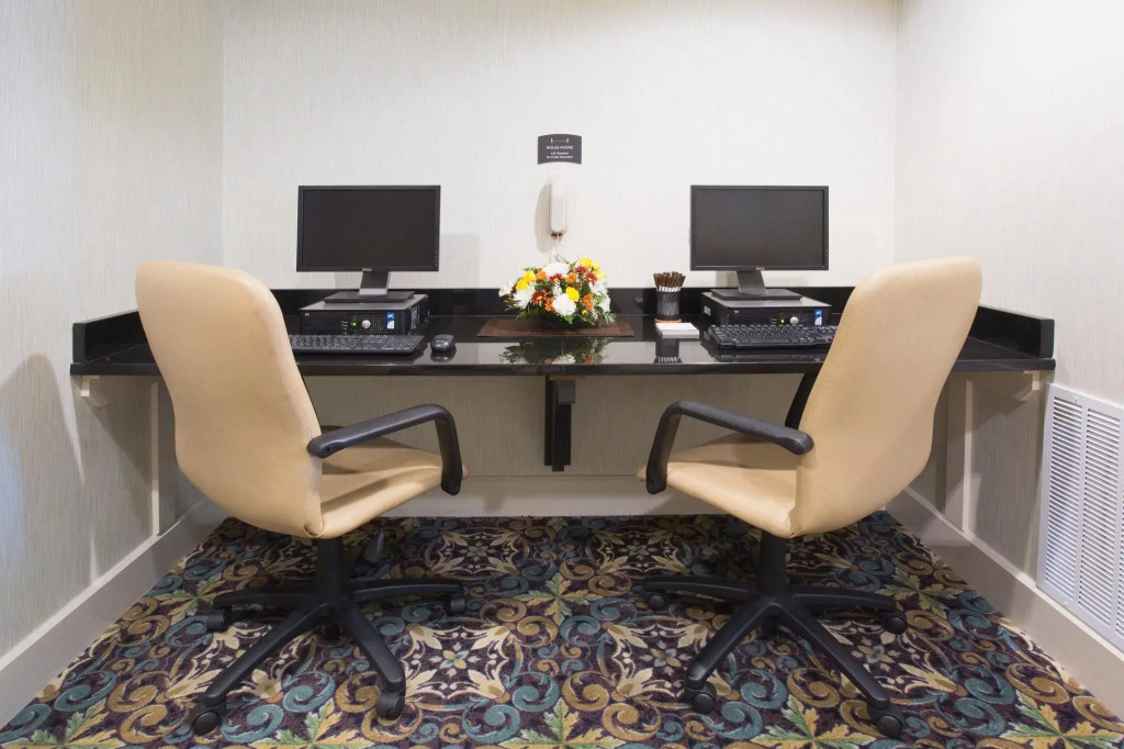 Staybridge Suites Lincoln I-80