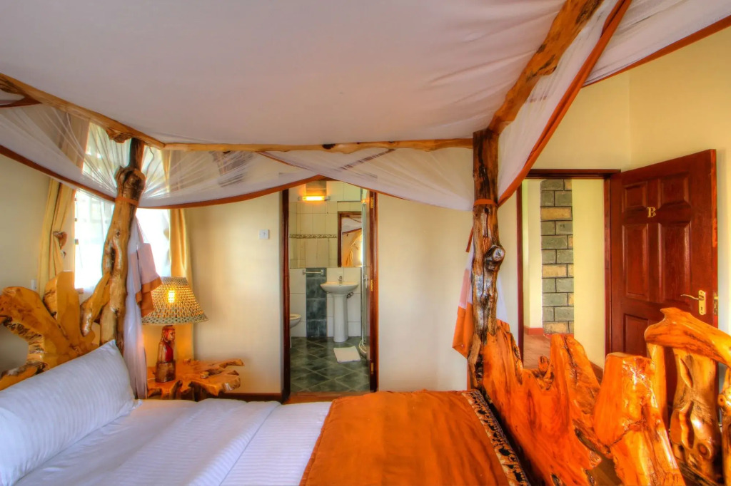 Naivasha Kongoni Lodge - Lakefront Getaway