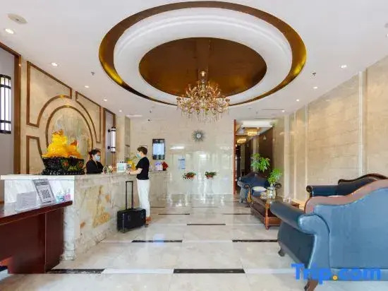 Bocheng Holiday Hotel (Yueyanglou District Nanhu Plaza Branch)