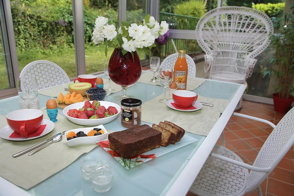 Villa Aimée Luxury Apartments with Heated Pool