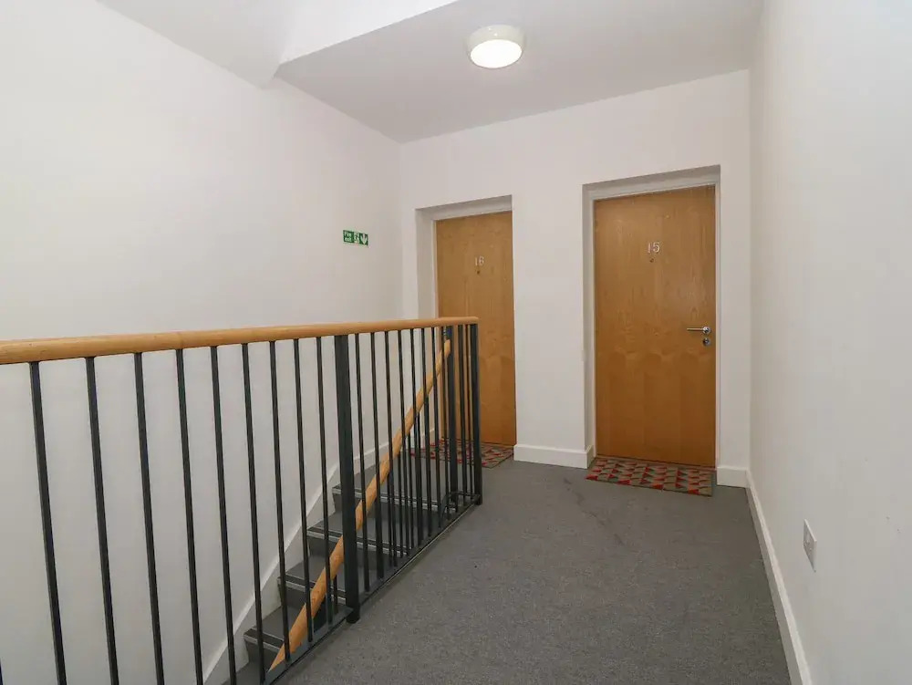 Apartment 16