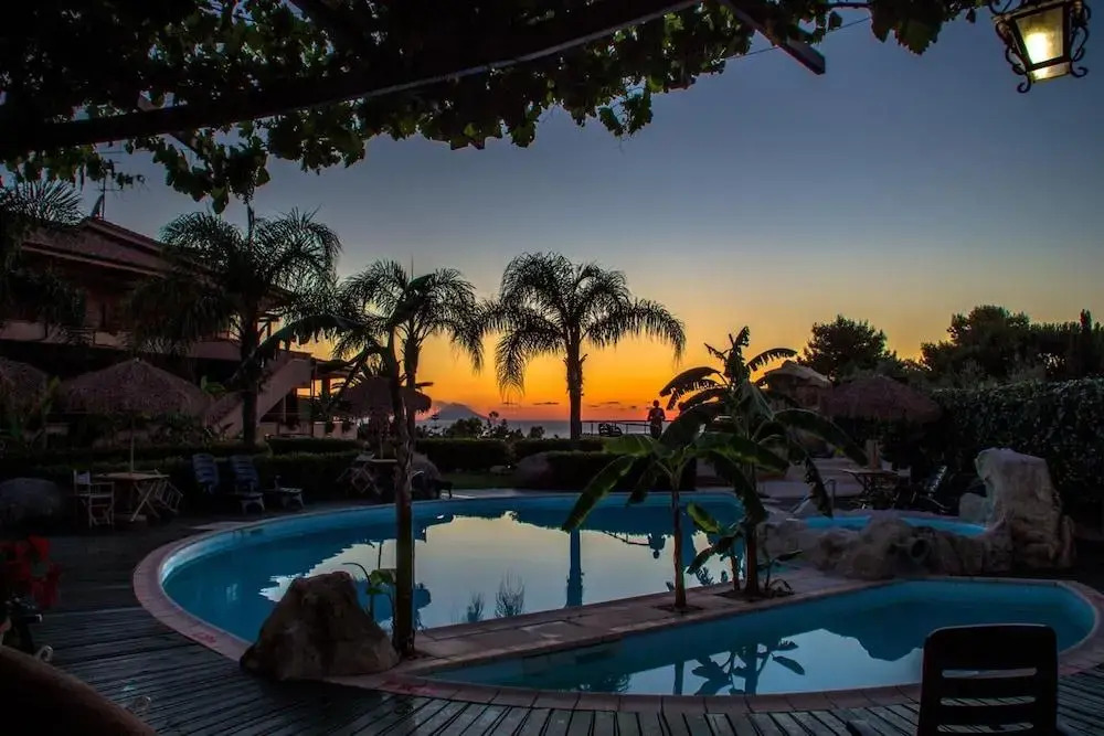 L Arcobaleno Resort