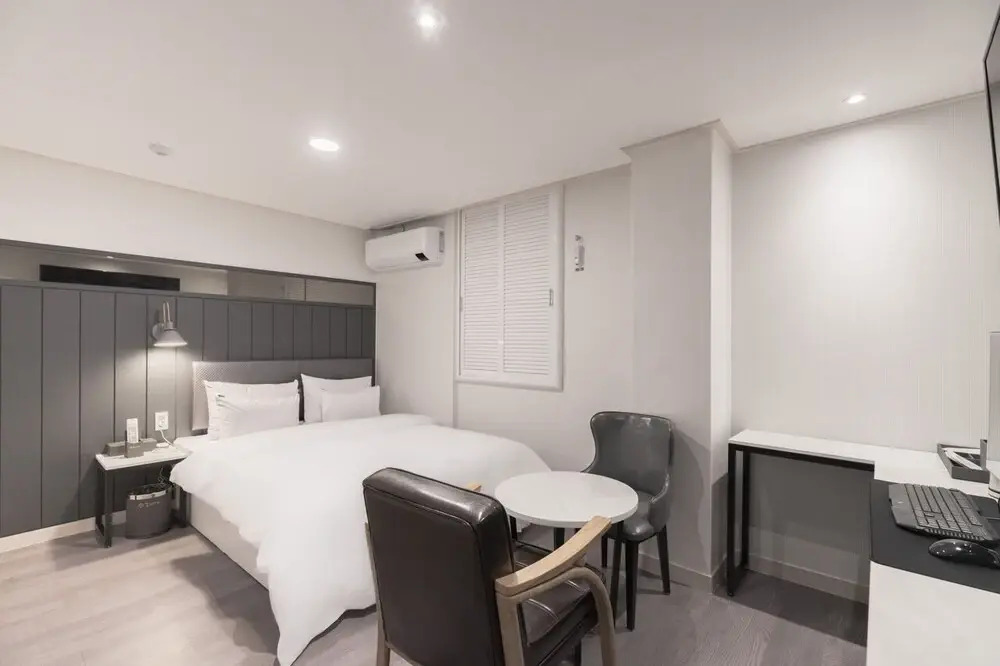 Zam Hotel(천안 호텔 잠)