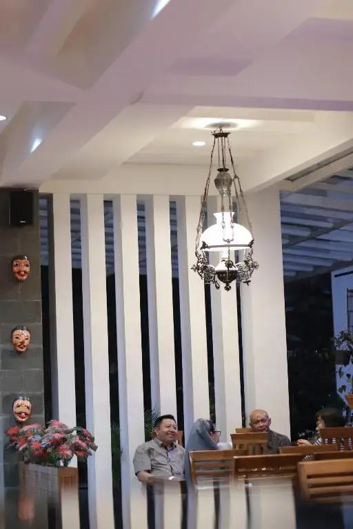 Baratha Hotel & Resto