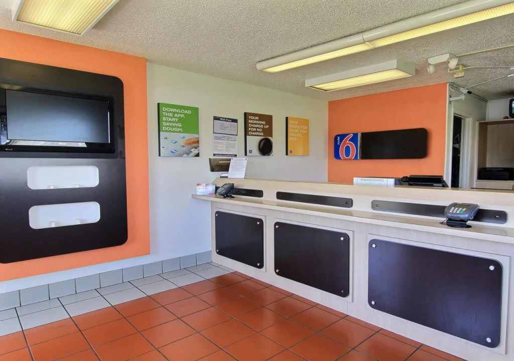 Motel 6-Austin, TX - North Central
