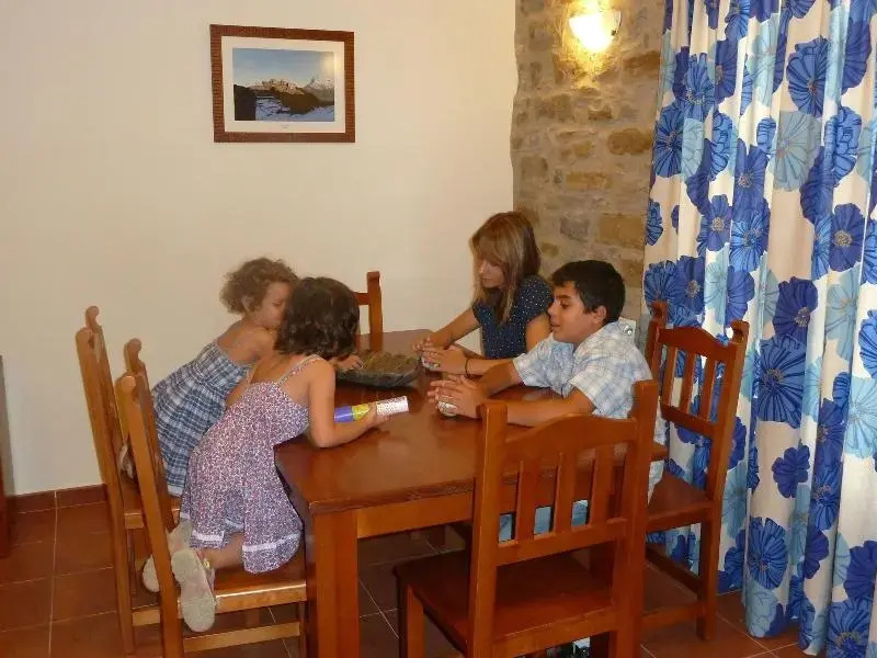 Casas Pirineo, Ainsa