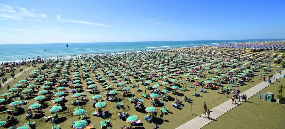 Lovely Apartment in Bibione With Swimming Pool